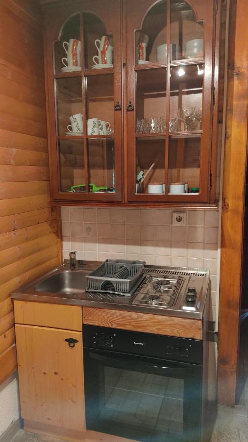 Villa Kuca Za Odmor "Med Strmci" Zlobin Exterior foto